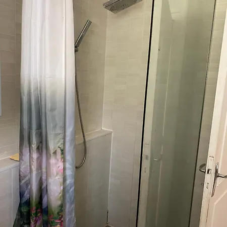 Lägenhet Maison De A 3 Kilometre Du Centre De Cognac , Jacuzzi Privee Et Disponible Sur Place Saint-Brice (Charente)