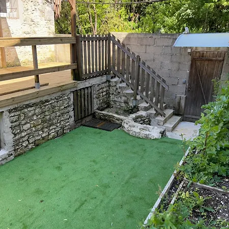 Maison De A 3 Kilometre Du Centre De Cognac , Jacuzzi Privee Et Disponible Sur Place Lägenhet Saint-Brice (Charente)