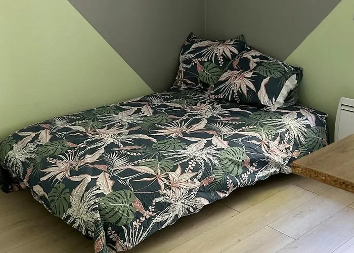 Apartamento Maison De A 3 Kilometre Du Centre De Cognac , Jacuzzi Privee Et Disponible Sur Place Saint-Brice (Charente)