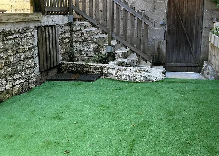 Apartamento Maison De A 3 Kilometre Du Centre De Cognac , Jacuzzi Privee Et Disponible Sur Place Saint-Brice (Charente)