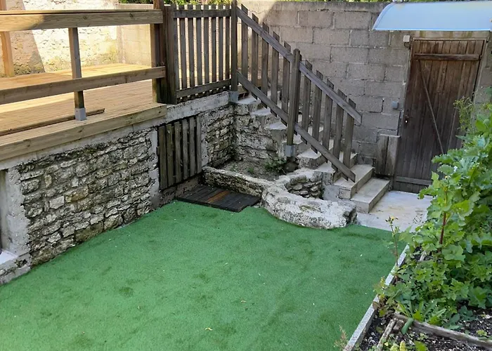 Maison De A 3 Kilometre Du Centre De Cognac , Jacuzzi Privee Et Disponible Sur Place Apartamento Saint-Brice (Charente)